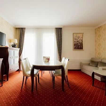 Hotel Splendor 4*