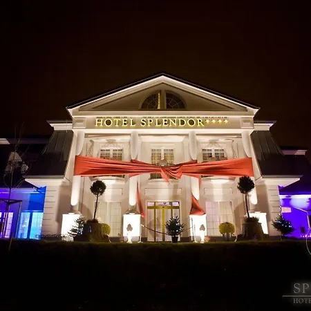 Отель Splendor 4*