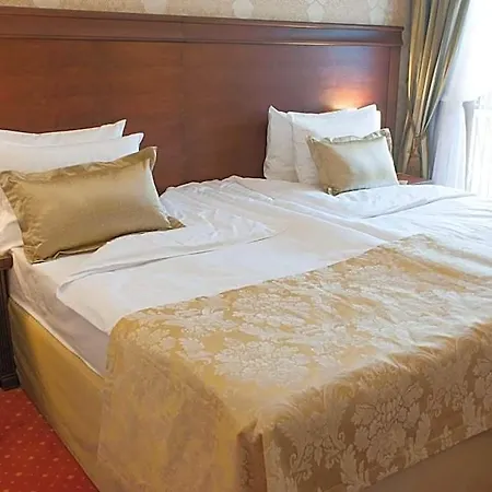 Hotel Splendor 4*