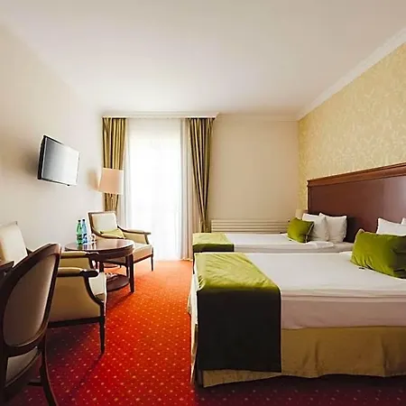 Splendor Hotel